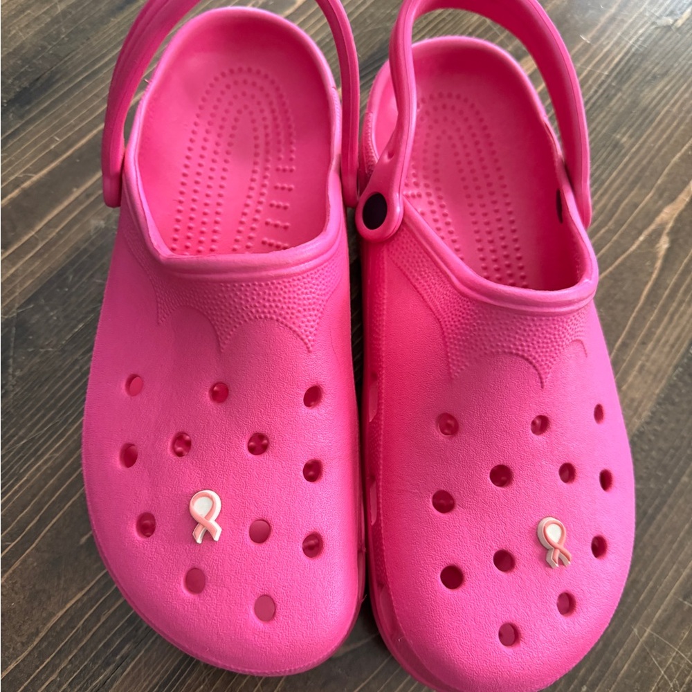 Men’s Pink Crocs 12-13